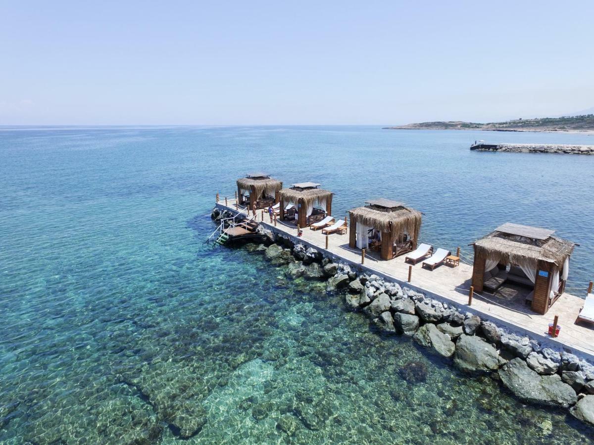 Malpas Hotel Agios Epiktitos Exteriér fotografie
